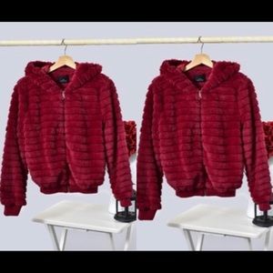 Hooded bomber jacket